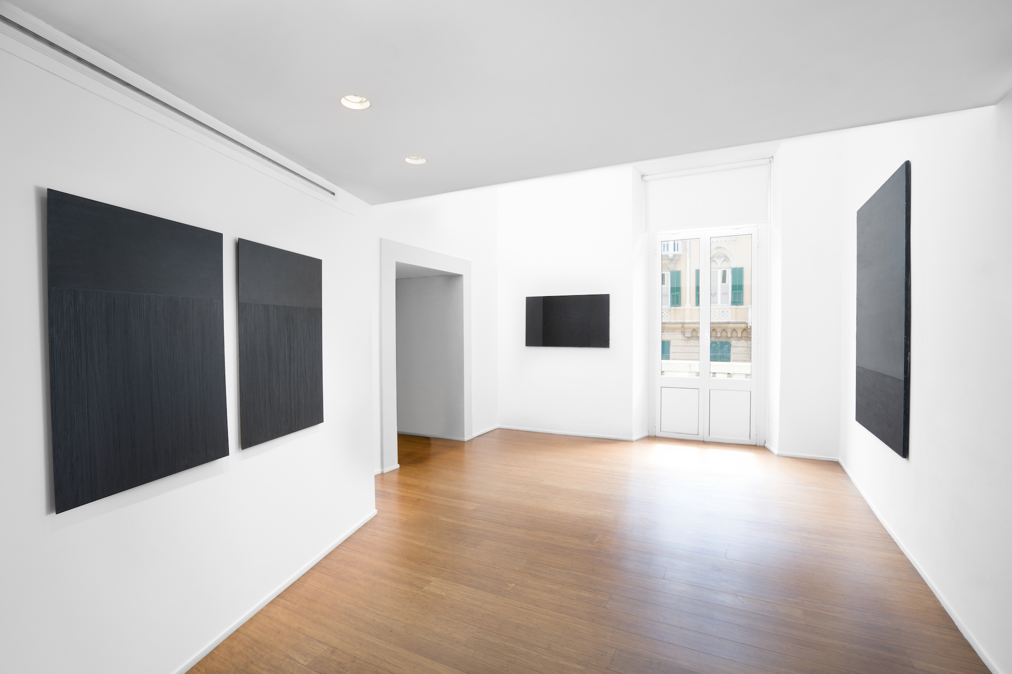 Tomas Rajlich. Black Paintings: 1976-79, ABC-ARTE, installation view