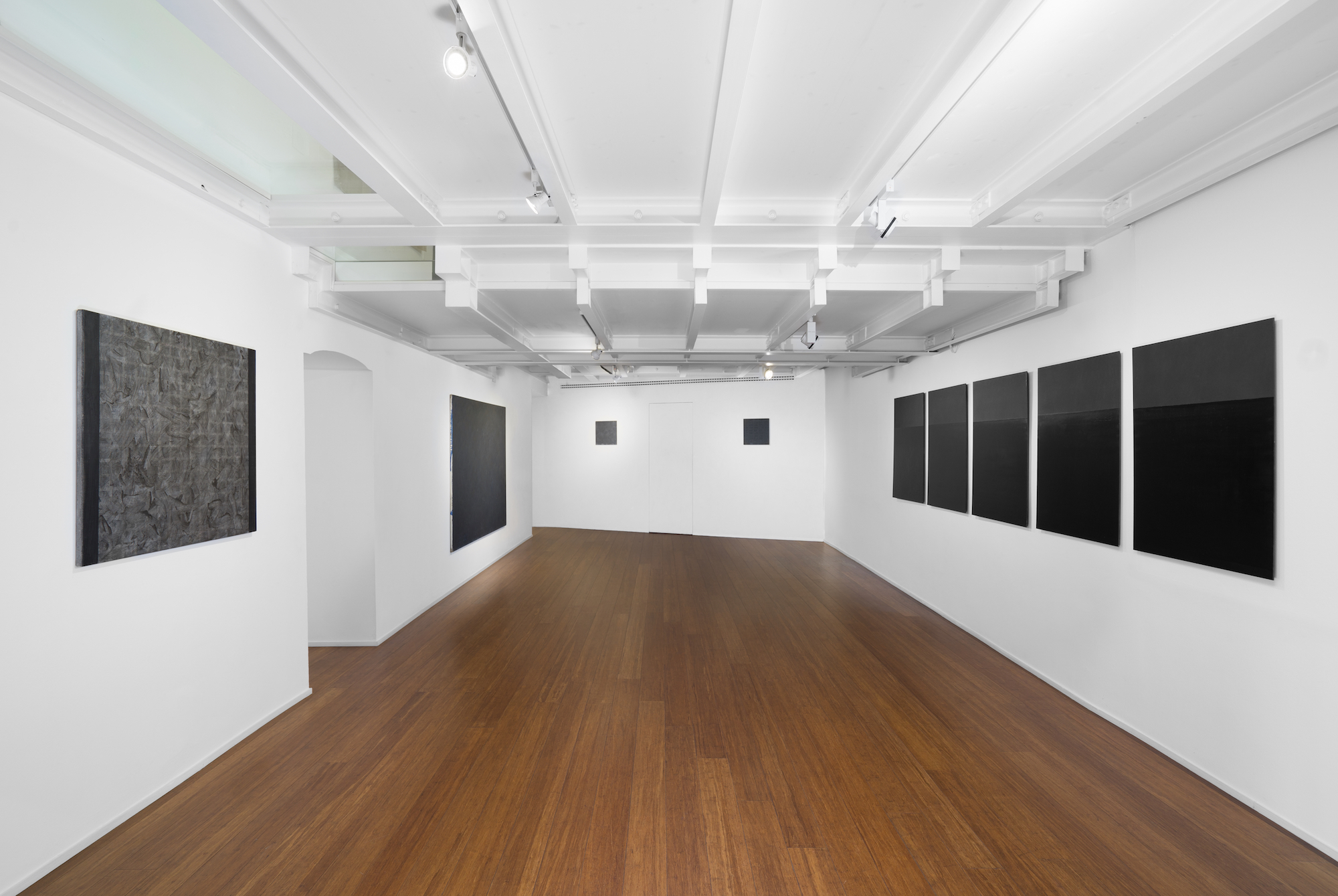 Tomas Rajlich. Black Paintings: 1976-79, ABC-ARTE, installation view