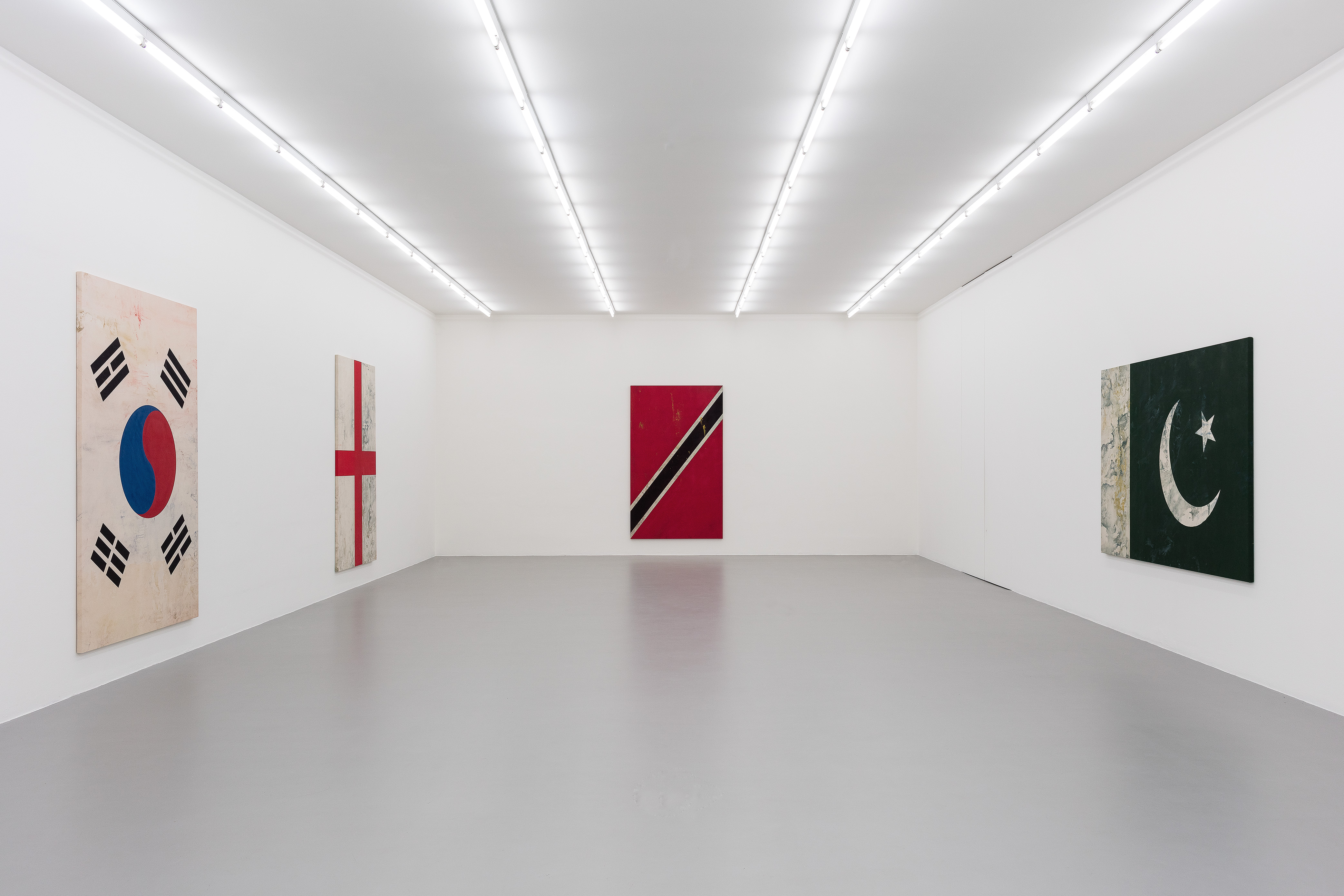 Fredrik Værslev, Installation view, World Paintings, Gió Marconi, 2020-2021