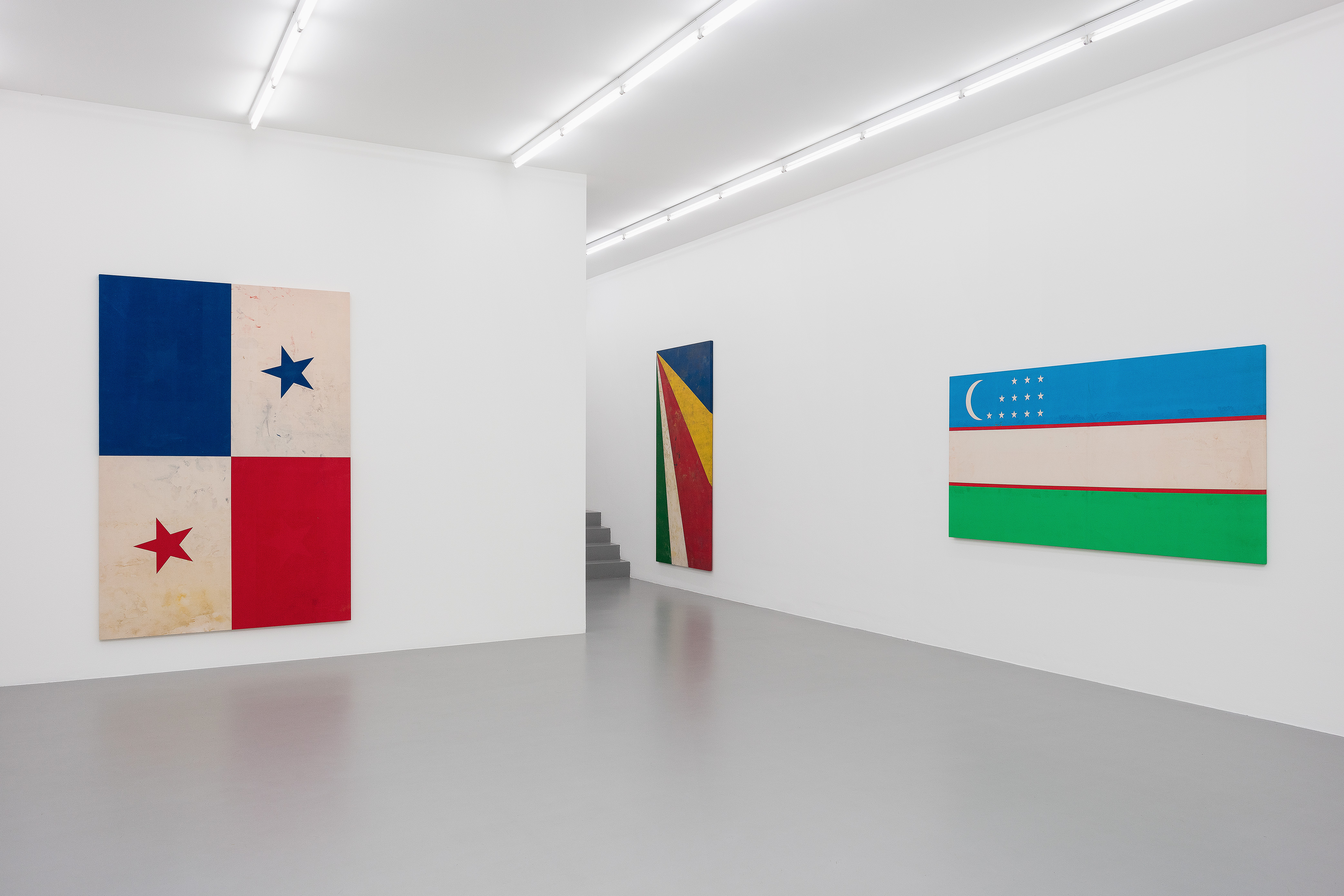 Fredrik Værslev, Installation view, World Paintings, Gió Marconi, 2020-2021