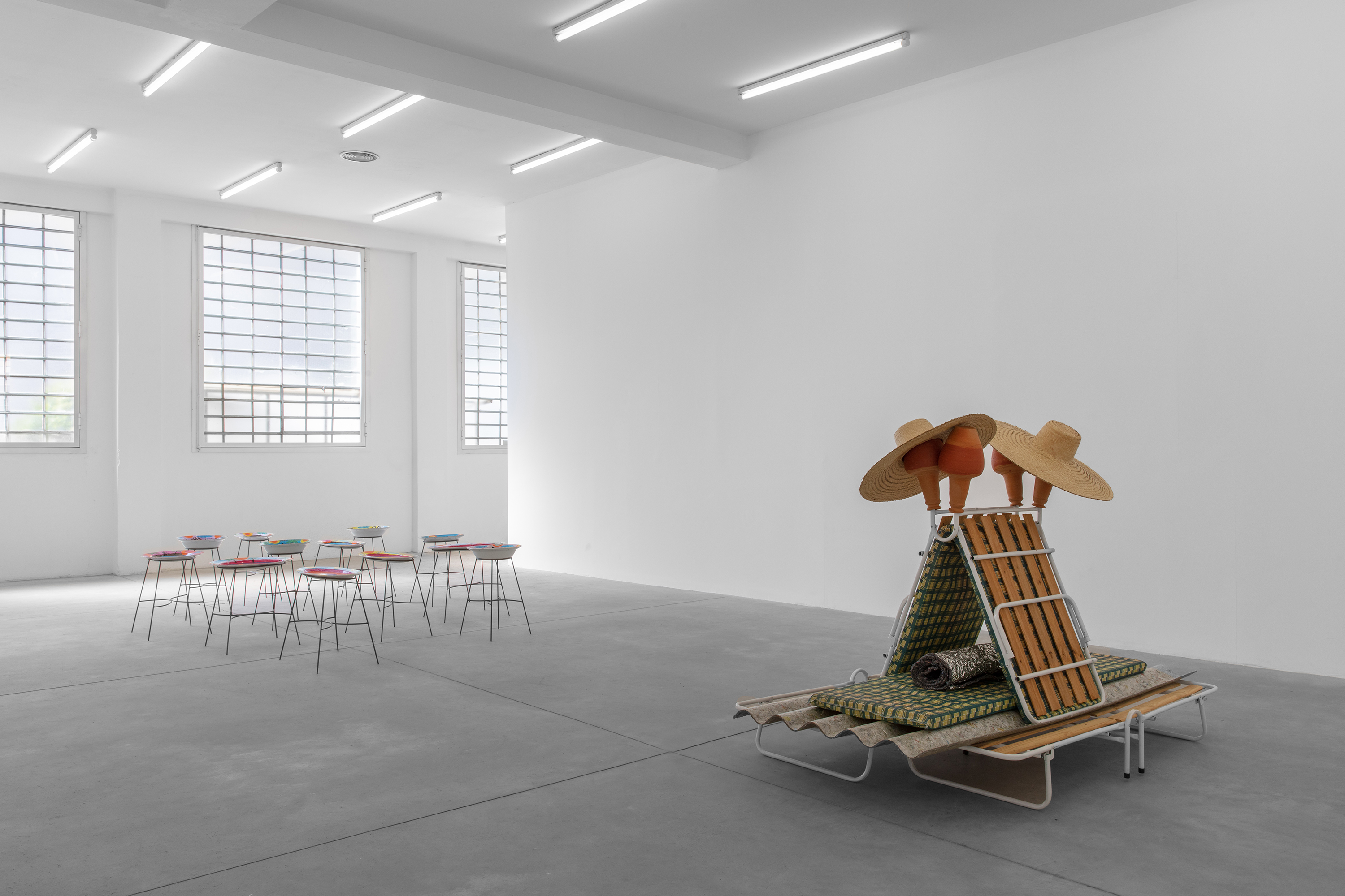 'Entre o céu e o inverno (Between Heaven and Winter)', Galleria Franco Noero, Torino (installation view)