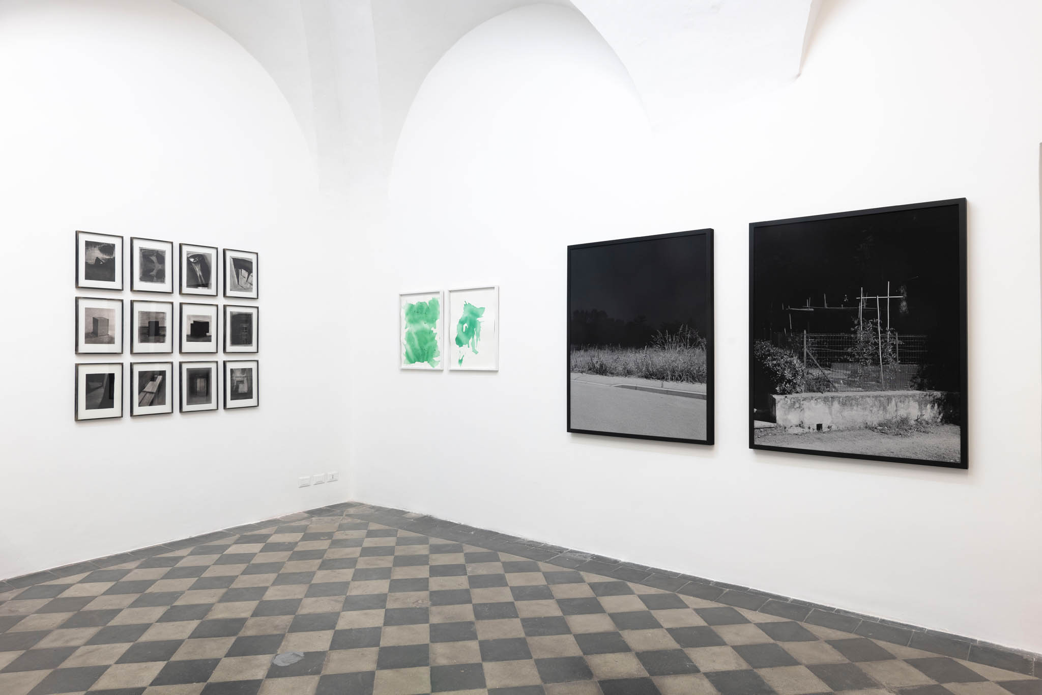 Installation view. Da sinistra: Marco Tirelli 