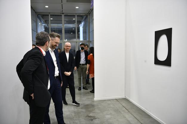 image gallery