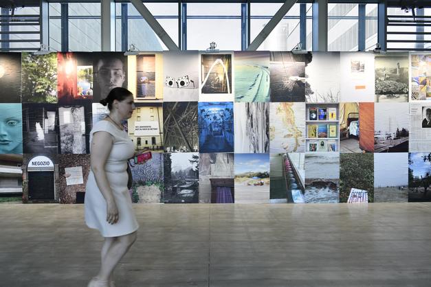 image gallery