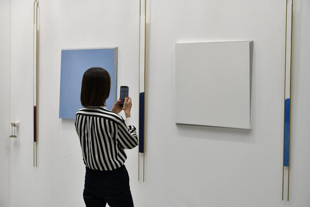 image gallery