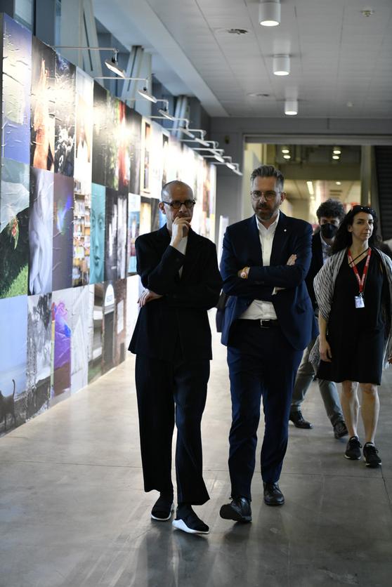 image gallery