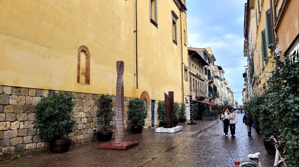 Oltre l'Infinito, Pontedera