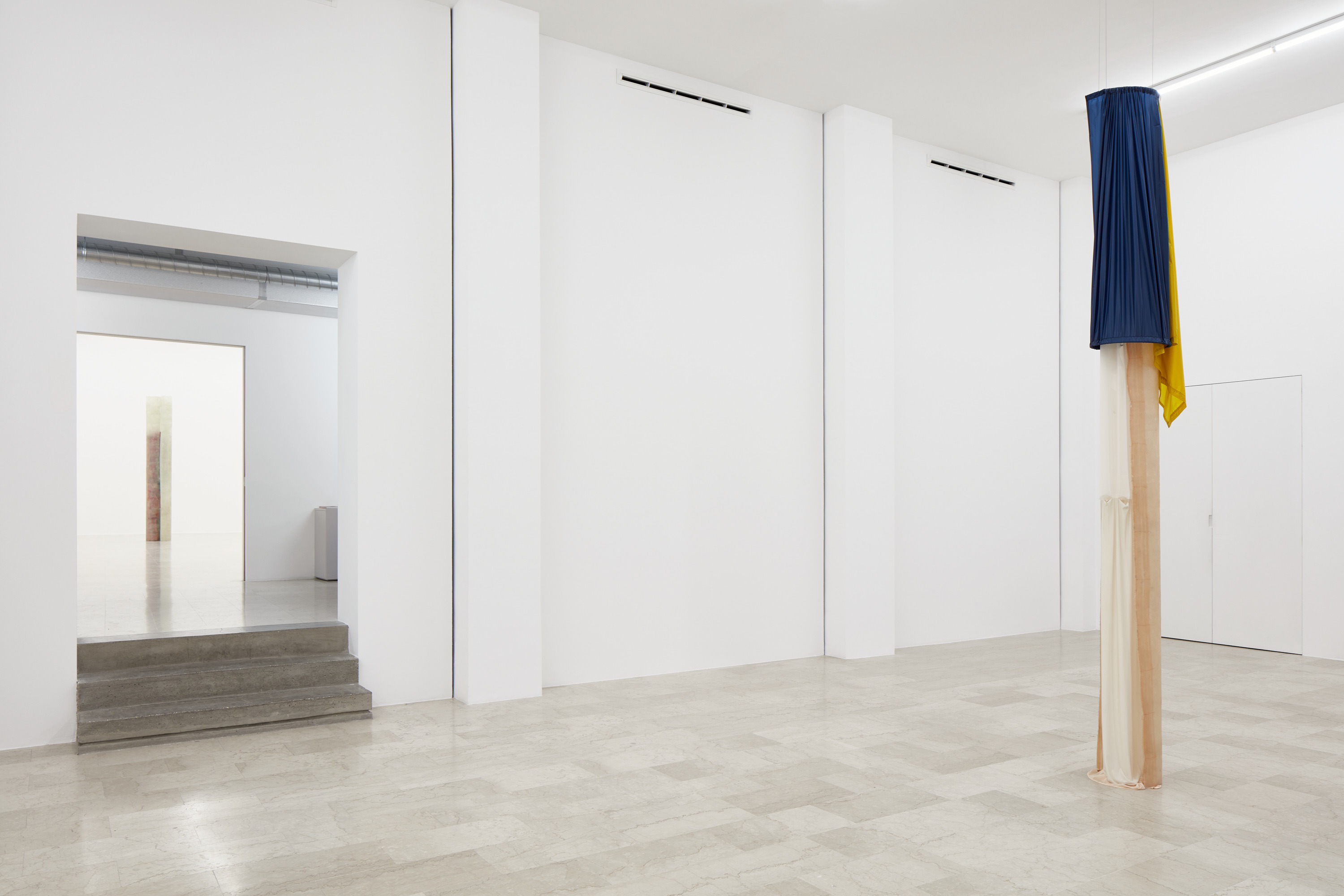 June Crespo, Acts of pulse, 2022, installation view, P420, Bologna (ph. Carlo Favero)